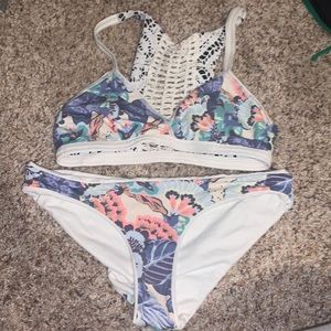 Maaja reversible bikini